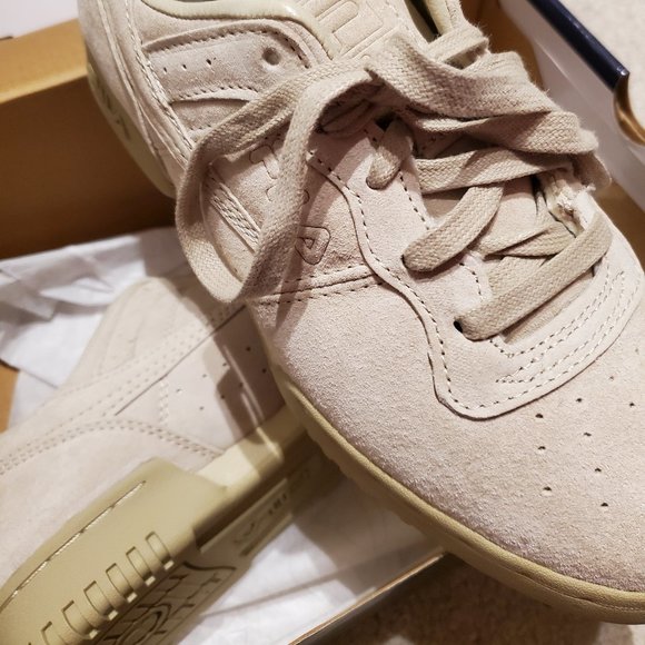 Fila Sage Green Shoes - Picture 2 of 7